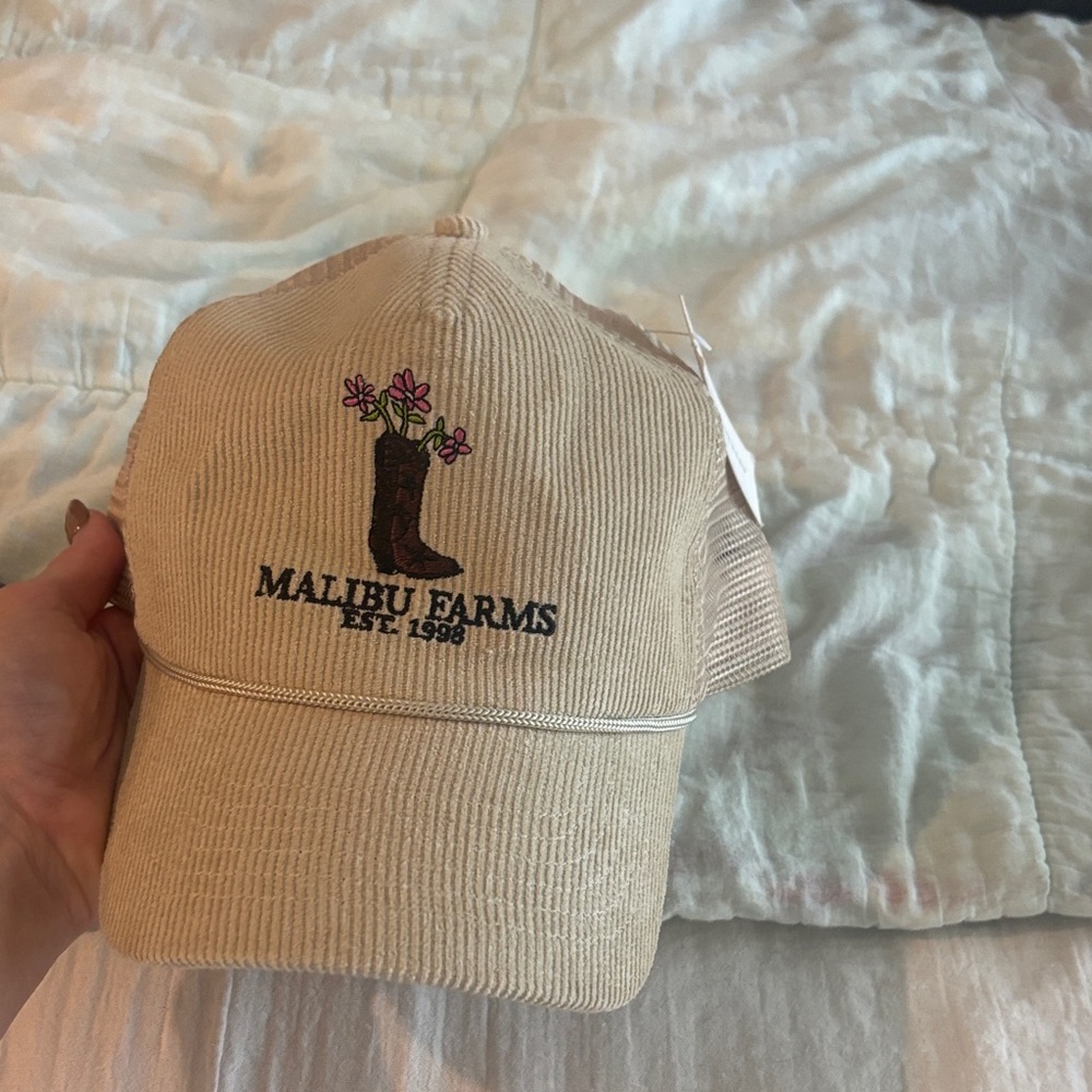 Corduroy women’s trucker hat - Malibu Farms